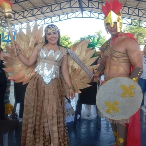 Reinado Ecológico–Mitología y Sostenibilidad ambiental en la I.E. Gimnasio Campestre ComfaOriente 🌿